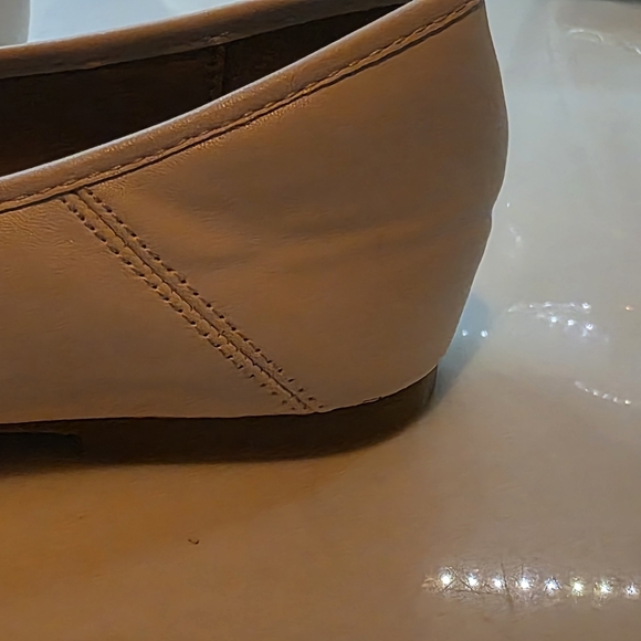 Elegant Cream Mary Jane Flats - Picture 3 of 6